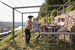 Picknick mit Aussicht in Erlenbacher Weinberg
